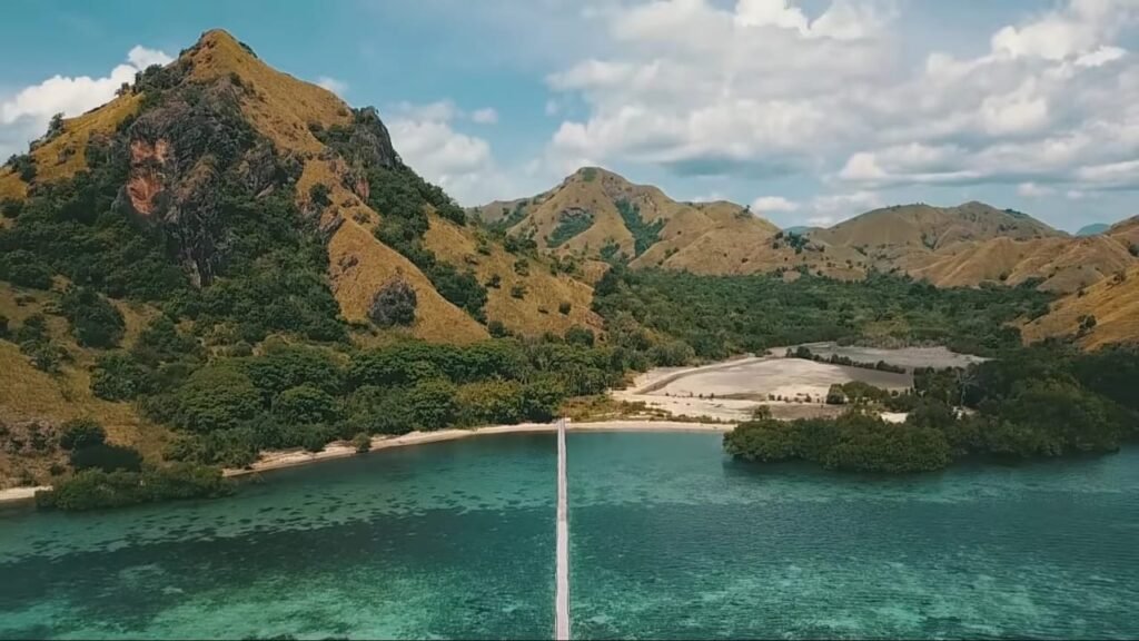 Snorkeling Meljerite Bay